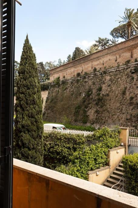 Serendipity Vatican Door House روما المظهر الخارجي الصورة